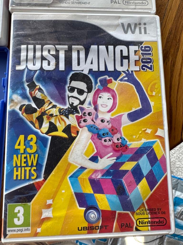 Diverse Wii toebehoren en spellen: Just Dance, Sonic, Mario, Muziek, Eén computer, Ophalen of Verzenden, Zo goed als nieuw