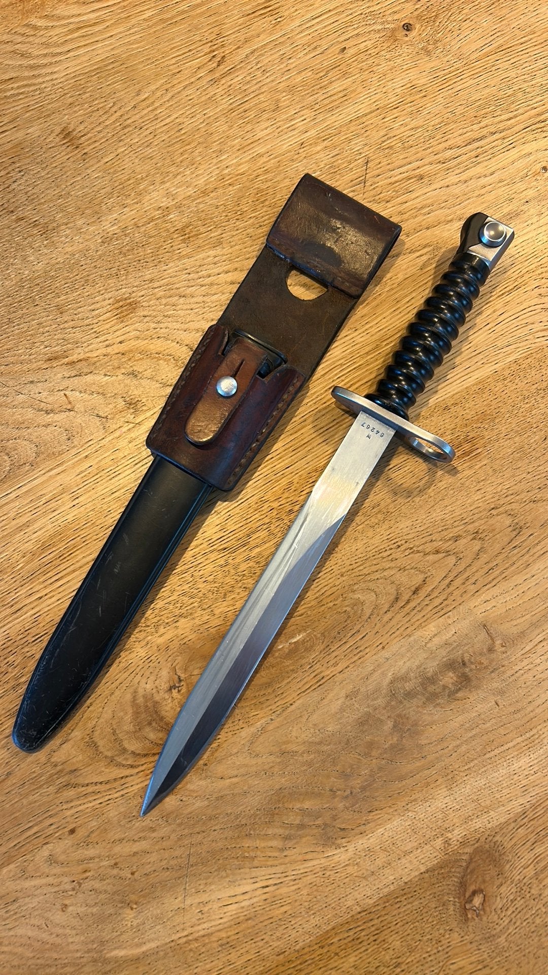 Zwiterse SIG M1957 bajonet (CH2602), Verzenden, Landmacht, Overige gebieden, Mes of Dolk