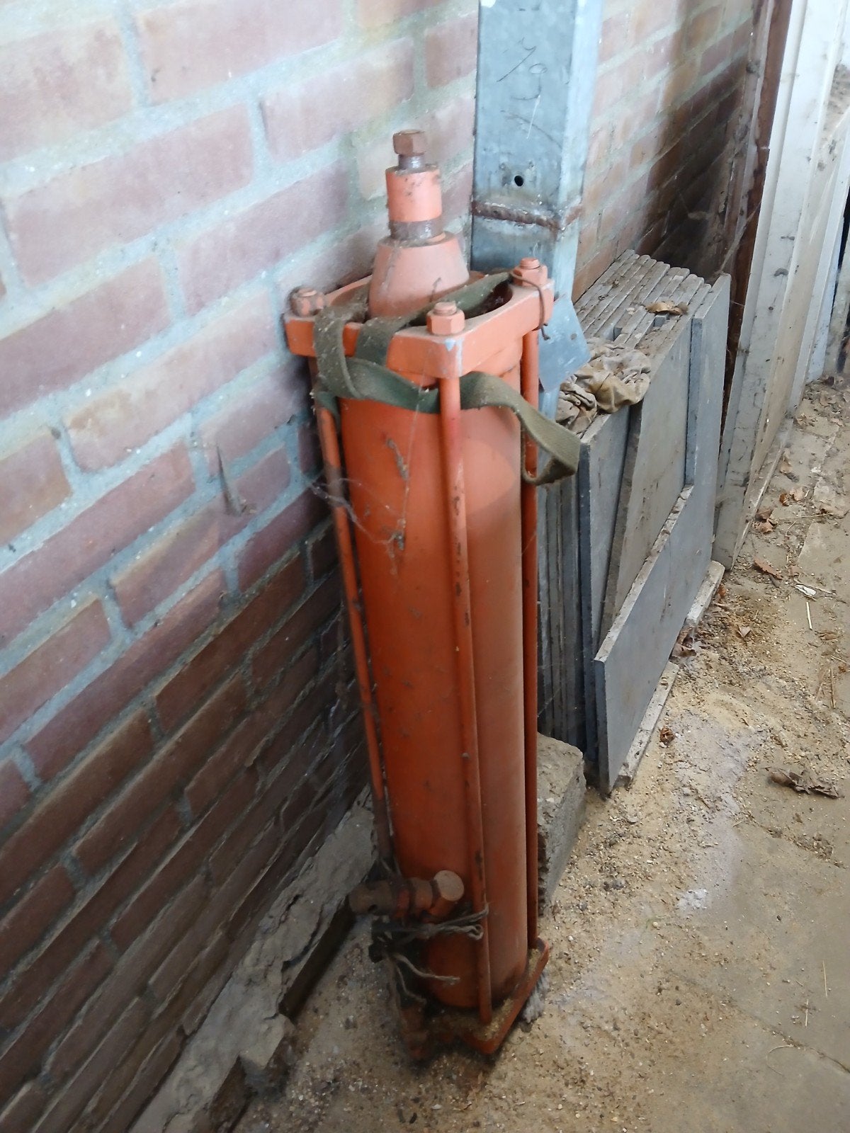 hydrauliek cilinder, Ophalen