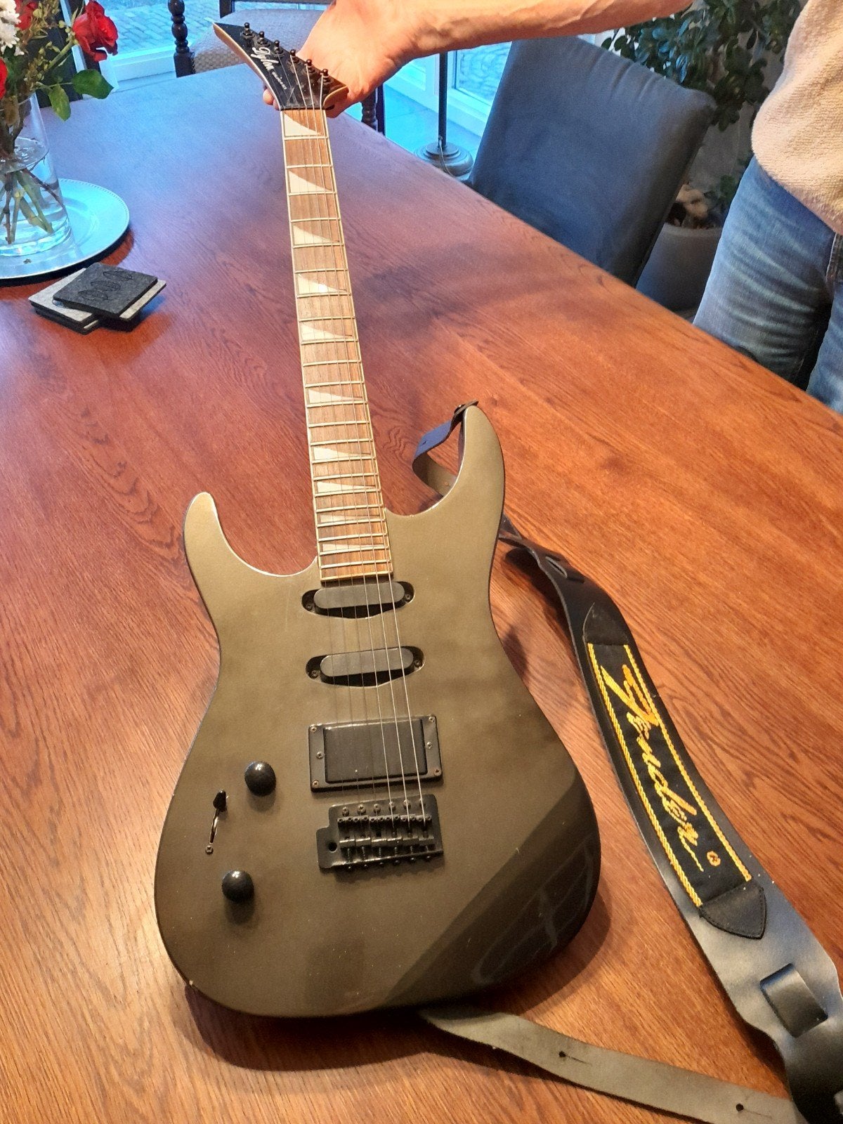 Dylan elektrische gitaar met Fender gitaarband, Ophalen of Verzenden