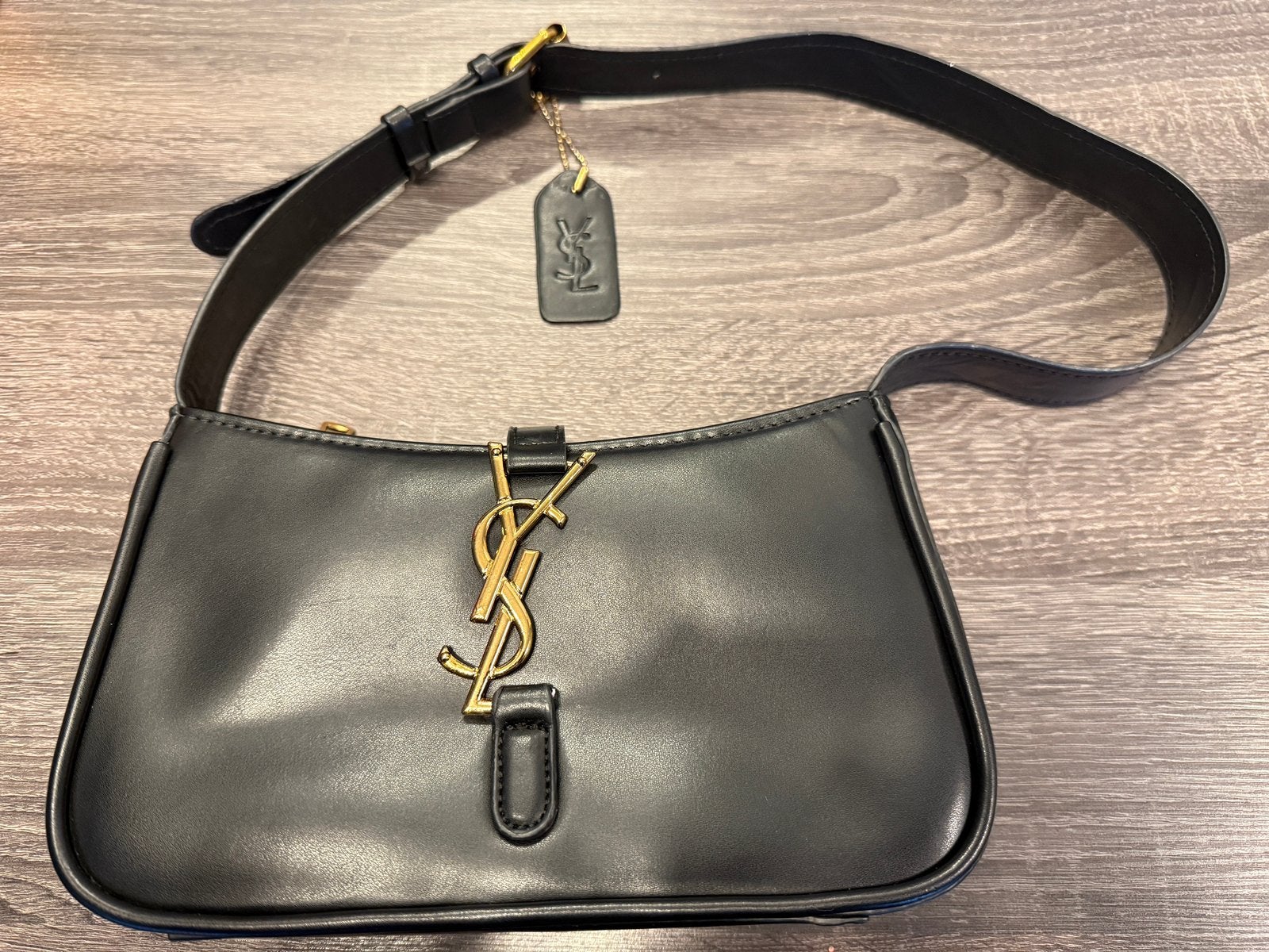 YSL schoudertas, Sieraden, Tassen en Uiterlijk, Ophalen, Zo goed als nieuw, Zwart, Schoudertasje