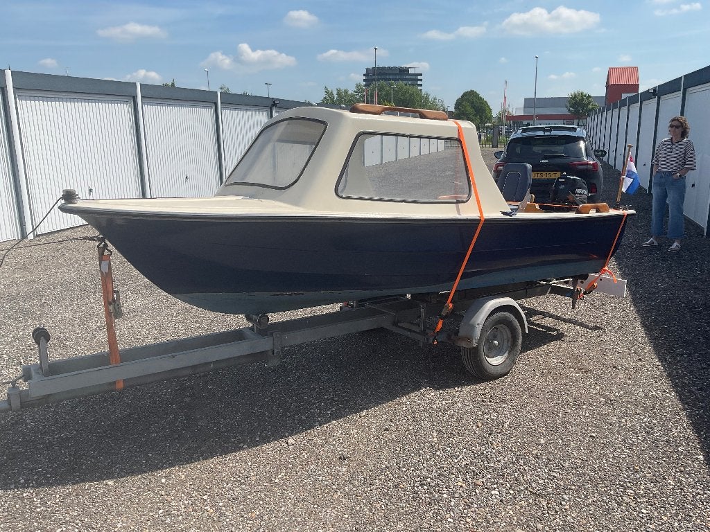 Placom 4,50 Visboot met trailer en motor, Watersport en Boten, Ophalen, Overige merken, Gebruikt, Tot 10 pk