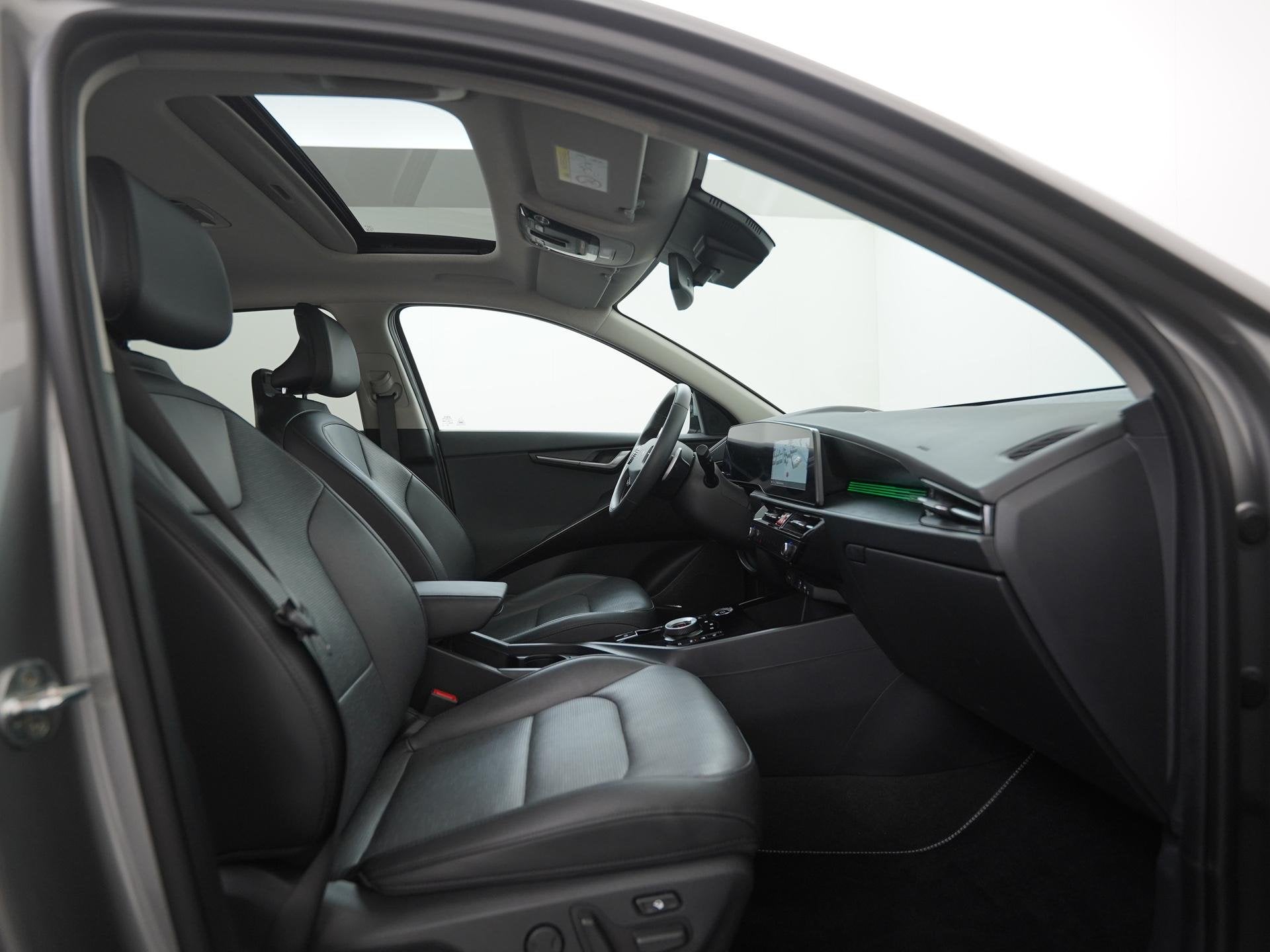 Kia Niro 1.6 GDi Hybrid ExecutiveLine | Schuifdak | Trekhaak, Auto's, Lichtsensor, Gebruikt, Euro 6, Origineel Nederlands