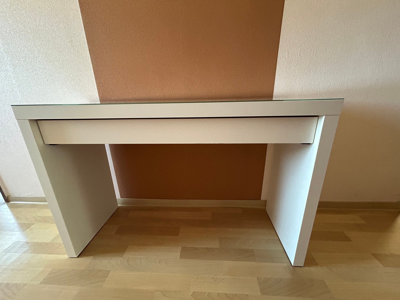 Ikea MALM Toilettafel/make up tafel wit, Ophalen, Zo goed als nieuw, 50 tot 100 cm, Minder dan 100 cm