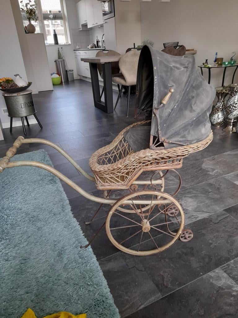 Antieke kinderwagen / wandelwagen zeer mooi en goed ., Ophalen of Verzenden