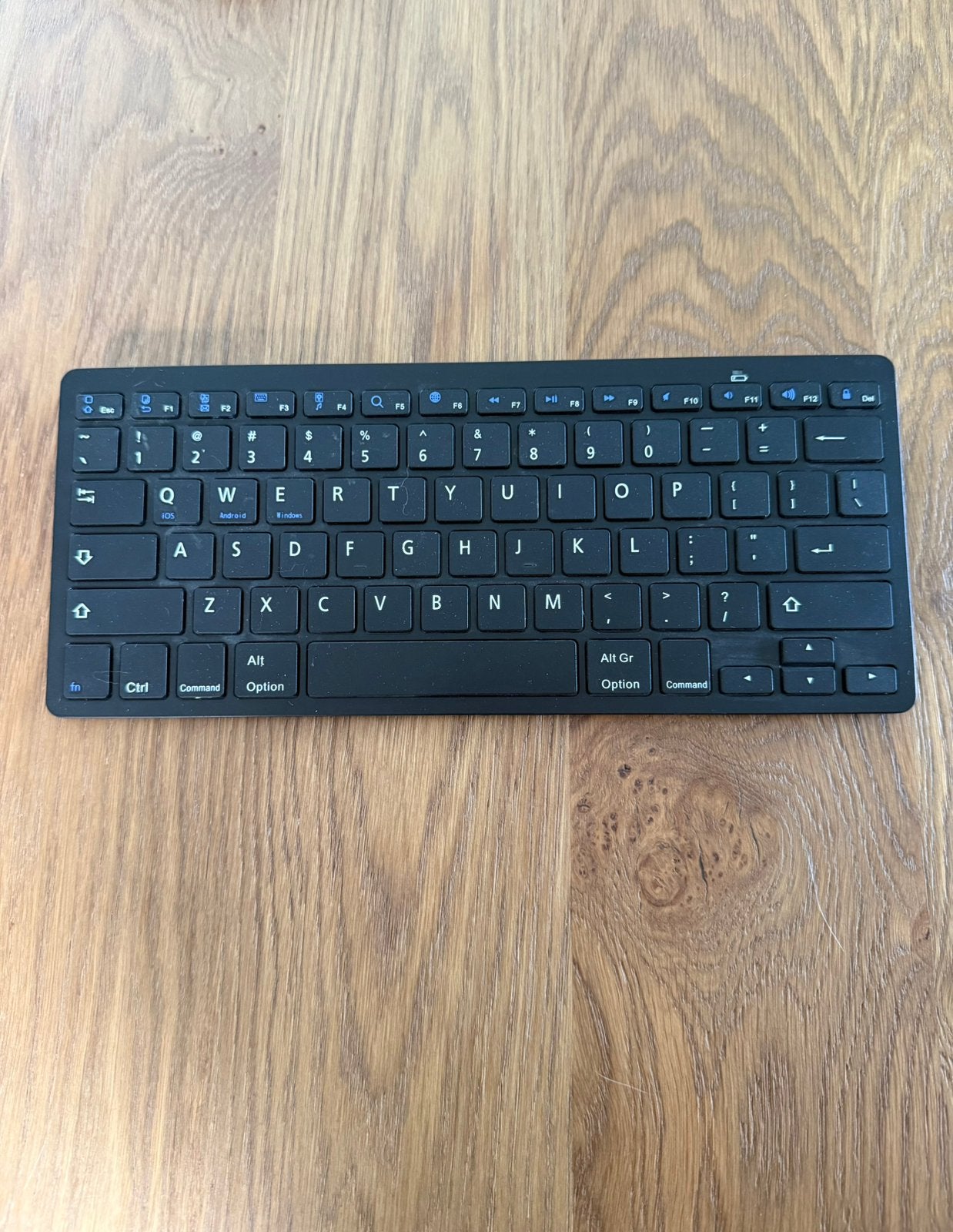 Wireless toetsenbord, Ophalen of Verzenden, Zo goed als nieuw