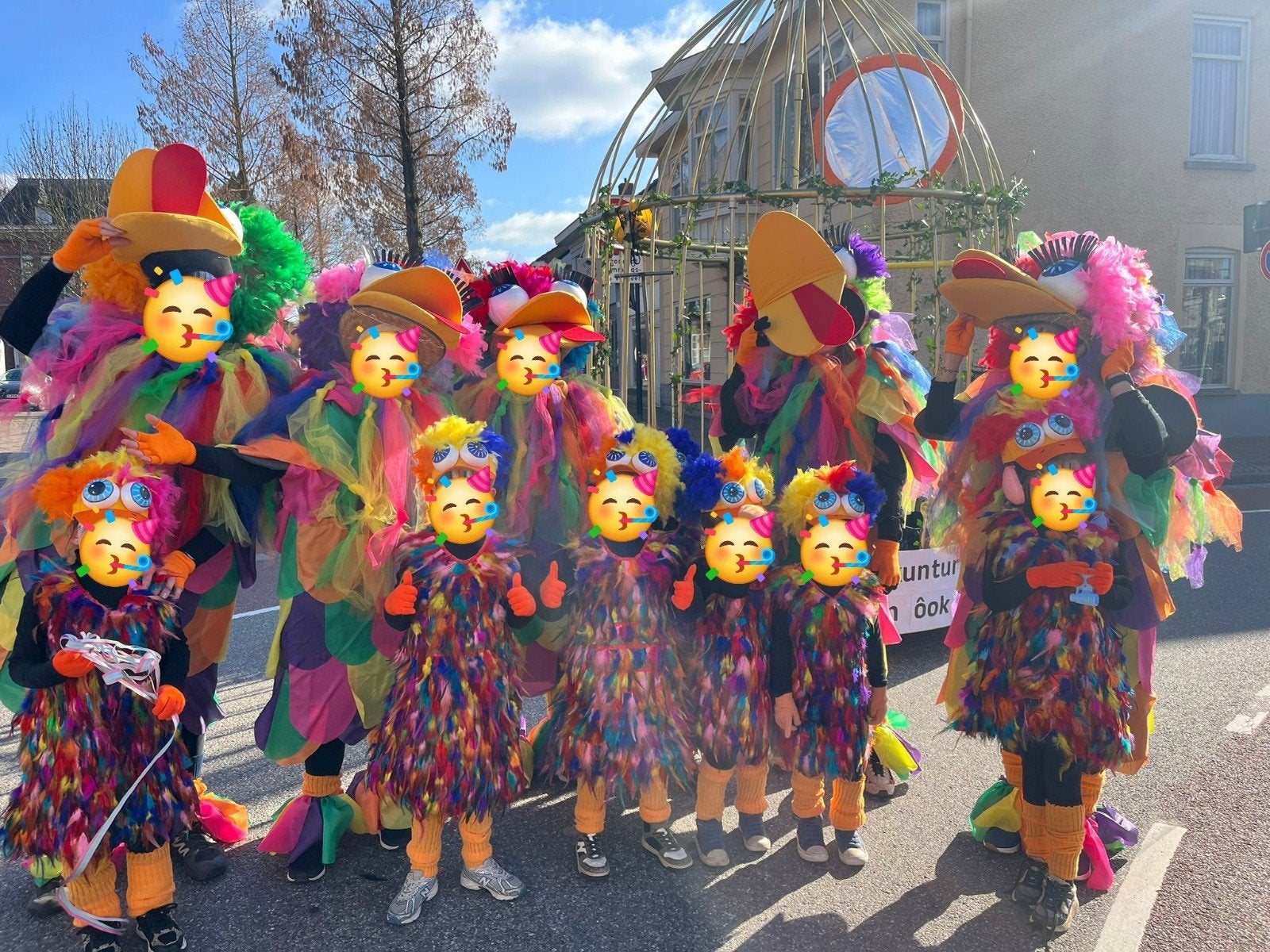 Carnavalspakken loopgroep, Ophalen, Carnaval, Maat 42/44 (L), Kleding