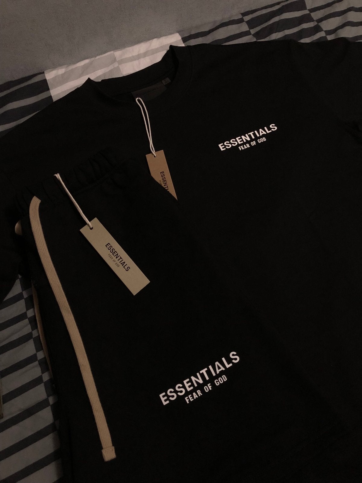 Essentials Fear of God Zwart Wit T-shirt Maat L :), Ophalen of Verzenden, Nieuw, Maat 48/50 (M), Zwart