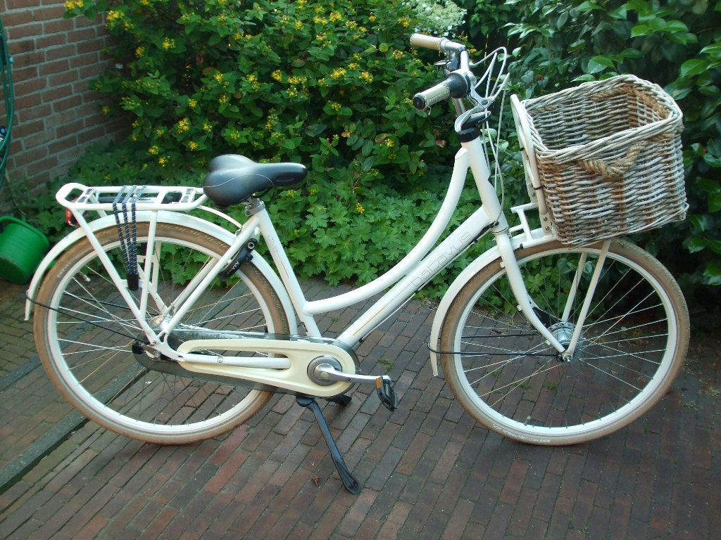 BATAVUS DIVA  IN  ZEER NETTE STAAT 28 INCH, Fietsen en Brommers, Fietsen | Dames | Damesfietsen, Zo goed als nieuw, Batavus, Versnellingen