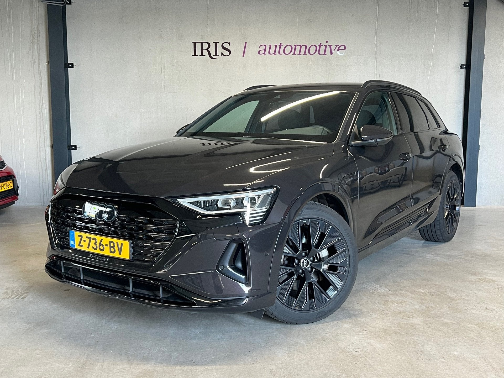 Audi Q8 e-tron e-tron 50 quattro - Luchtvering - Sportstoele, Auto's, Automaat, Zwart, 95 kWh, Bruin