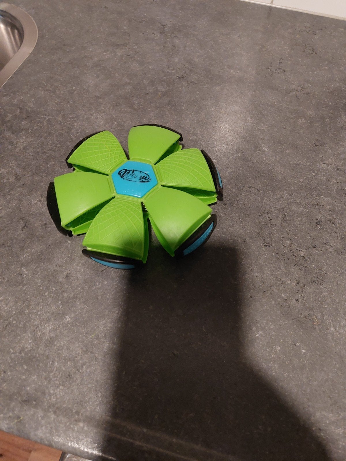Phlat Ball - Bal die verandert in frisbee, Ophalen of Verzenden, Gebruikt