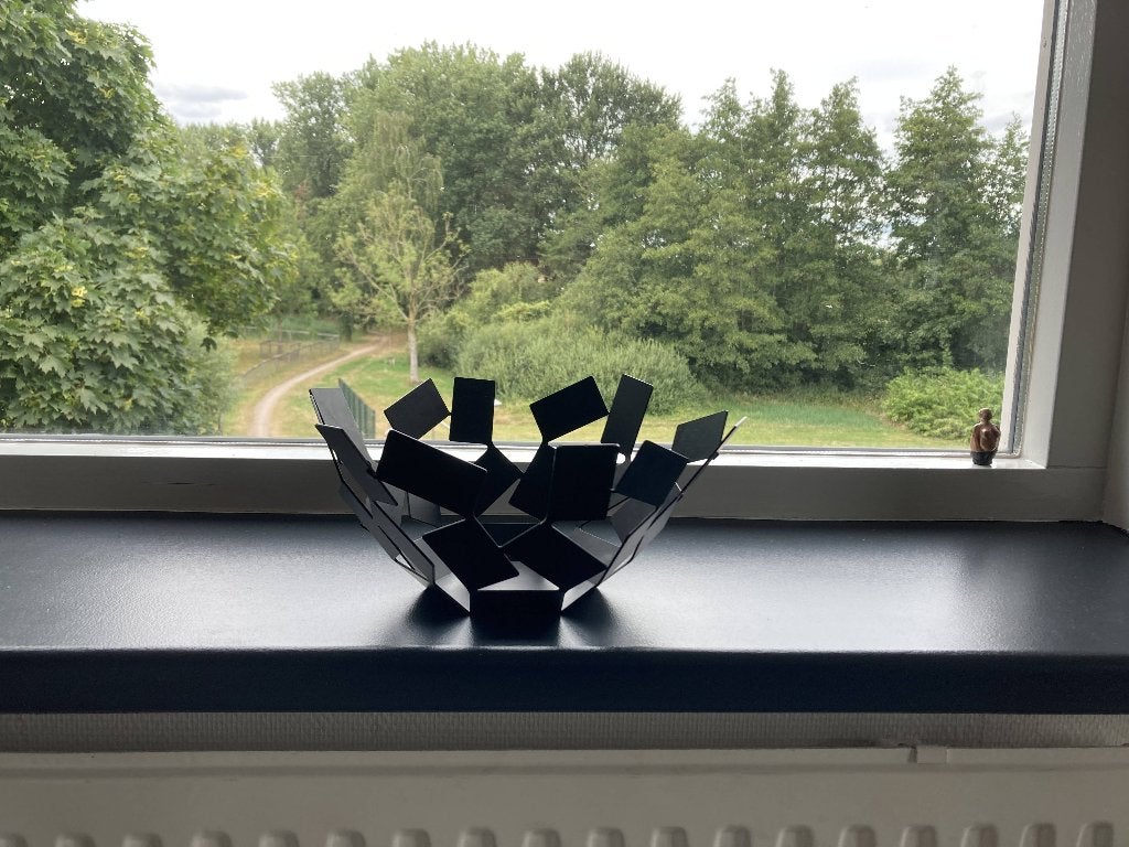 Alessi fruitschaal zwart, Huis en Inrichting, Ophalen, Gebruikt, Schaal, Rond