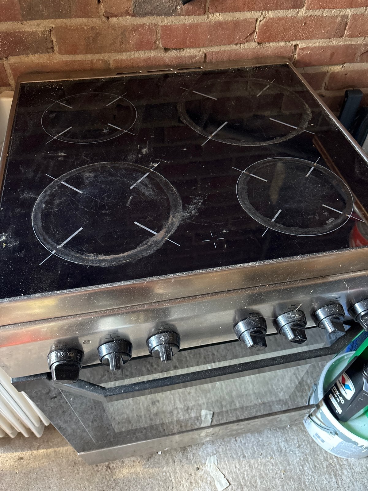 Indesit Elektrisch Fornuis met Keramische Kookplaat, Witgoed en Apparatuur, Fornuizen, Gebruikt, 60 cm of meer, Grill, Vrijstaand