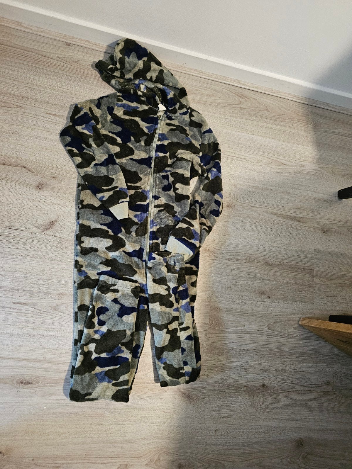 Nieuwe Hema Onesie Camouflage Maat 146-152, Kinderen en Baby's, Ophalen of Verzenden, Nieuw, Hema, Jongen of Meisje