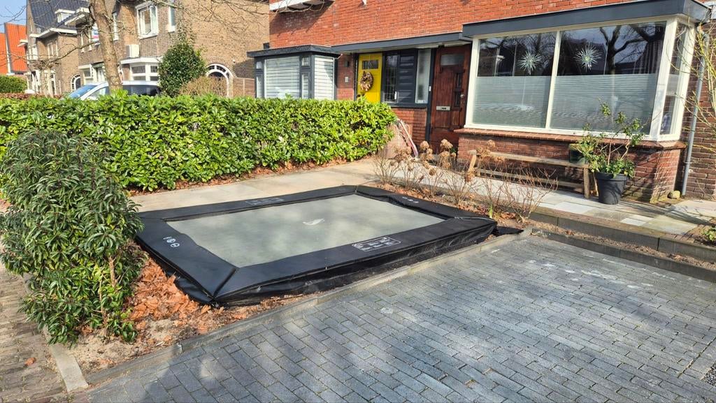 Akrobat Primus Inground Trampoline 335x244, Ophalen