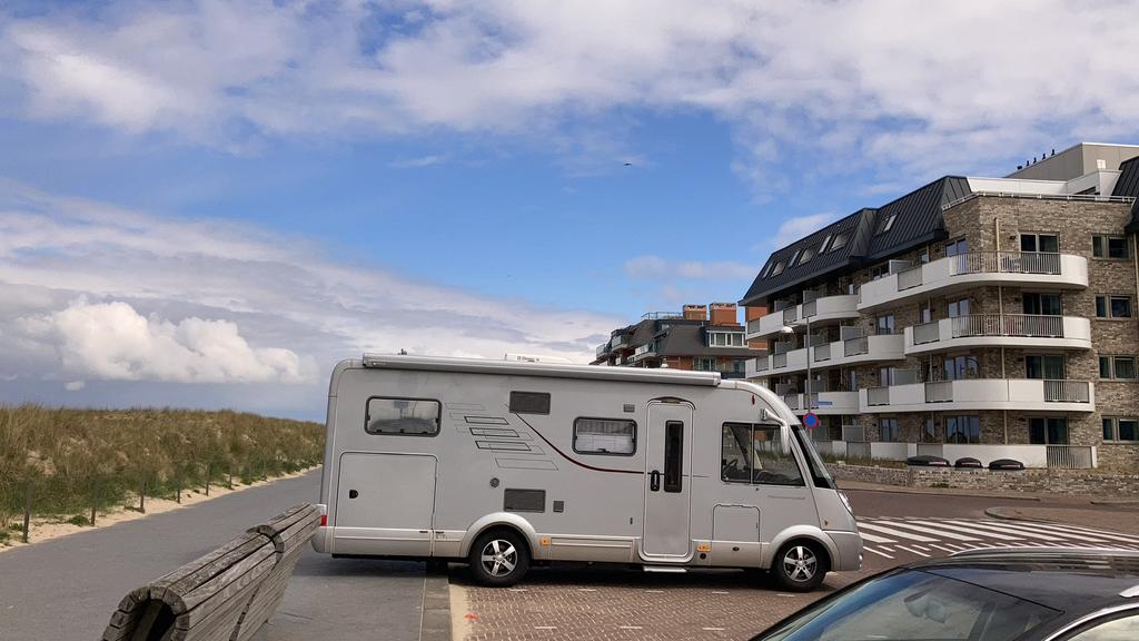 Hymer B614SL/2007/3.0 liter/158 pk(laatste week), Caravans en Kamperen, Campers, Integraal, Ringverwarming, Fiat, Luifel