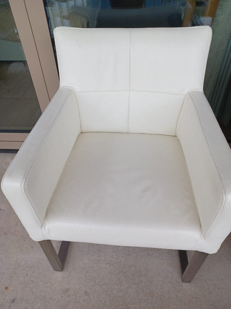 wit Leren Fauteuil HVS lounge Eetkamerstoel stoel woonkamer, Ophalen, Zo goed als nieuw, Leer, 50 tot 75 cm