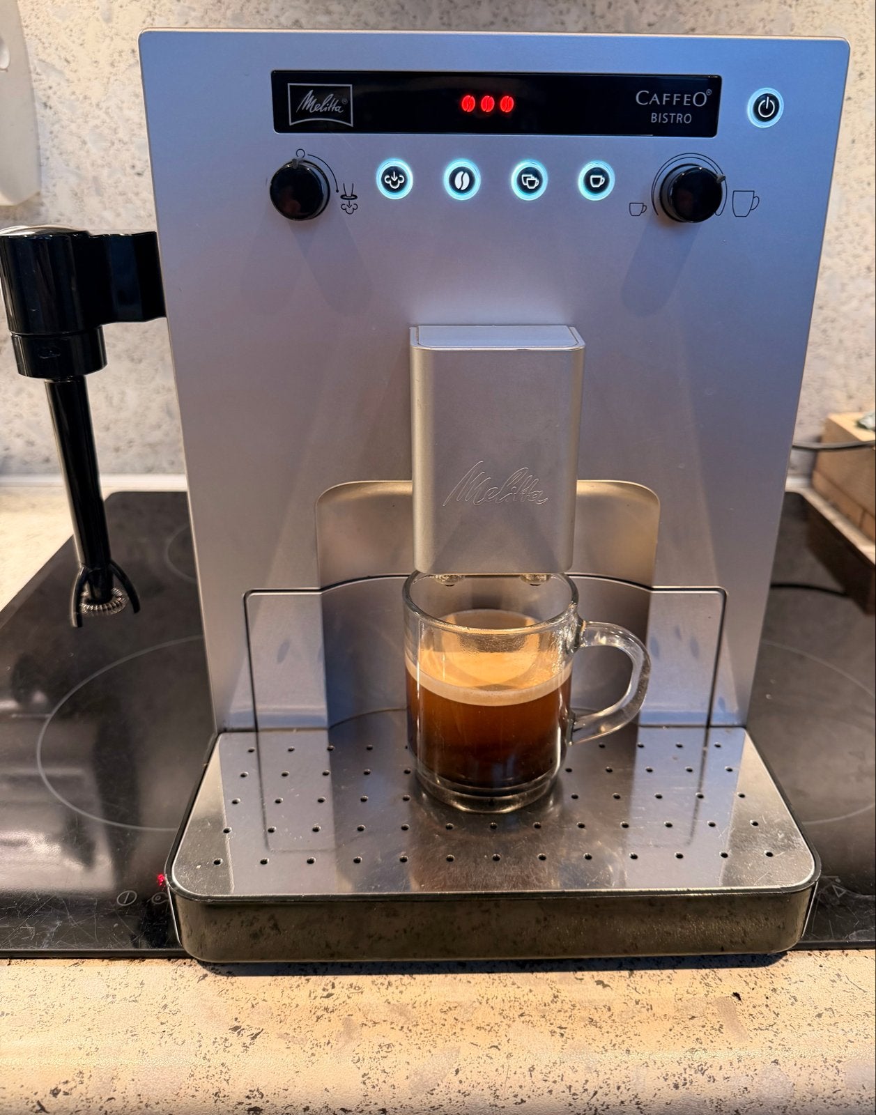 Melitta Caffeo Bistro volautomatische koffiemachine, Gemalen koffie, Gebruikt, 10 kopjes of meer, Koffiemachine