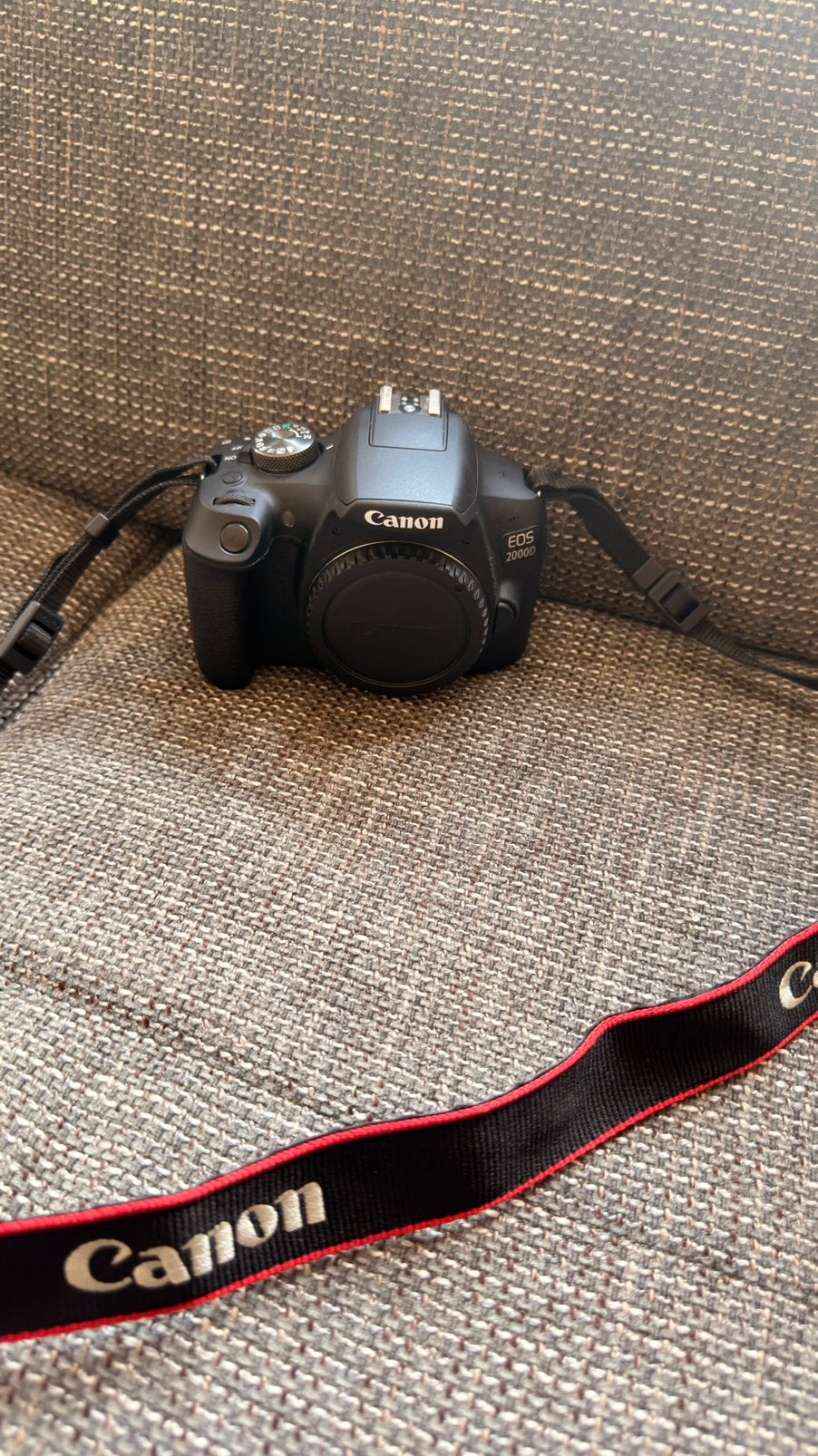 Canon 2000D incl accessoires