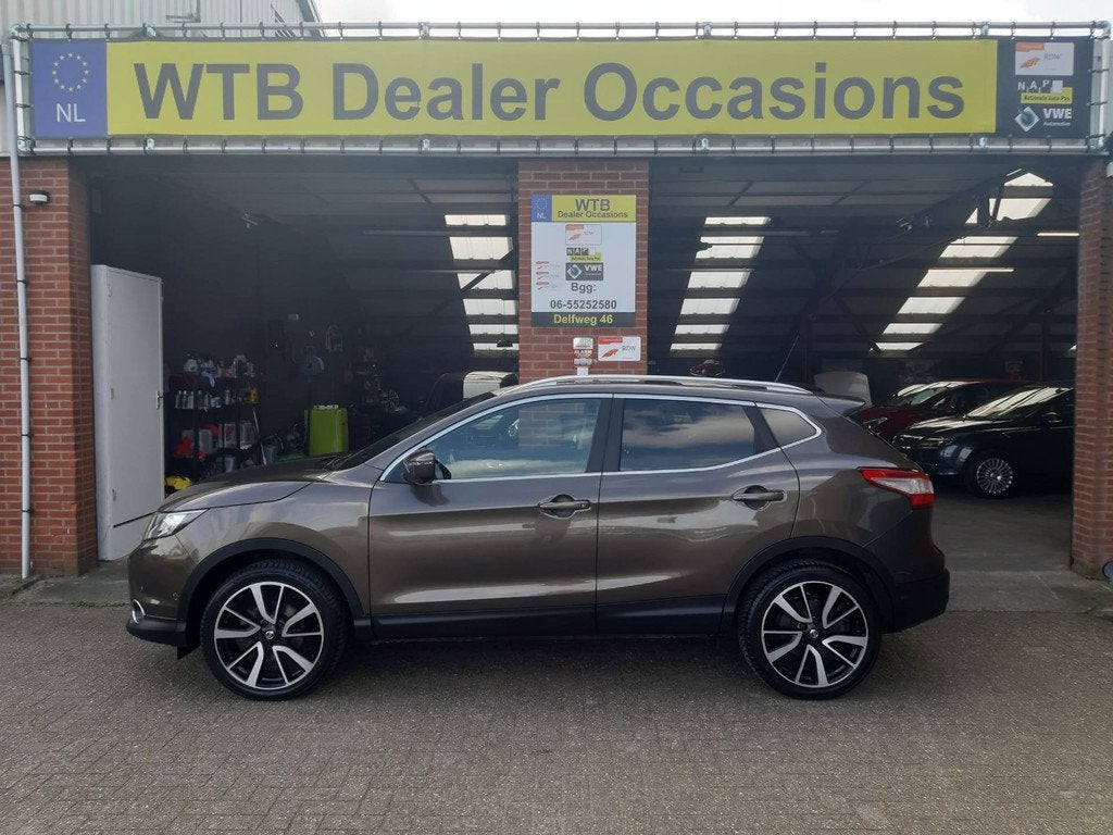 Nissan Qashqai 1.2 Tekna, Panorama dak, 1e Eig Dealer o.h., Auto's, Nissan, Gebruikt, 4 cilinders, Bruin, 116 pk