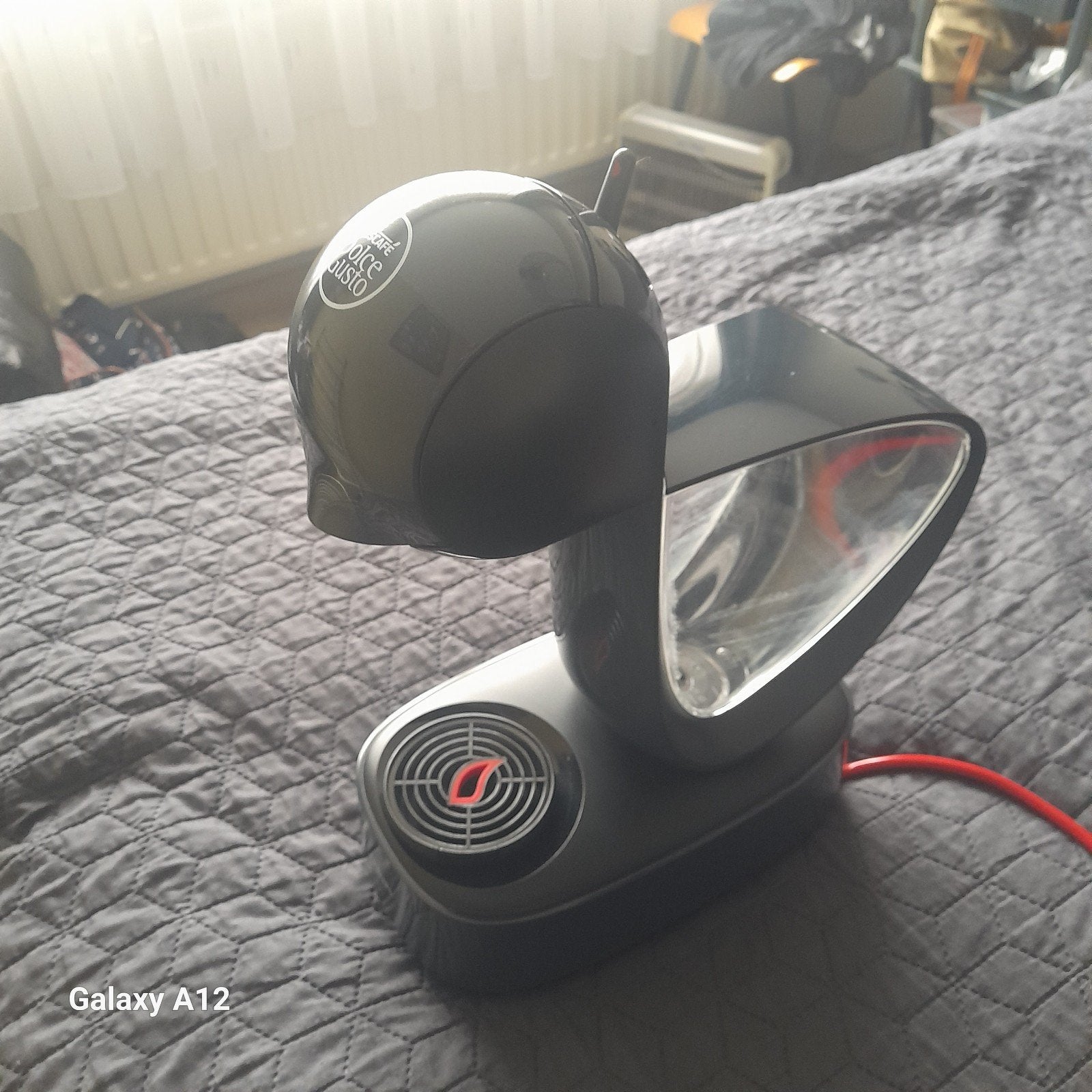 Nescafé Dolce Gusto Koffiemachine - Zo goed als nieuw, Koffiepads en cups, Koffiemachine, Ophalen of Verzenden, Zo goed als nieuw