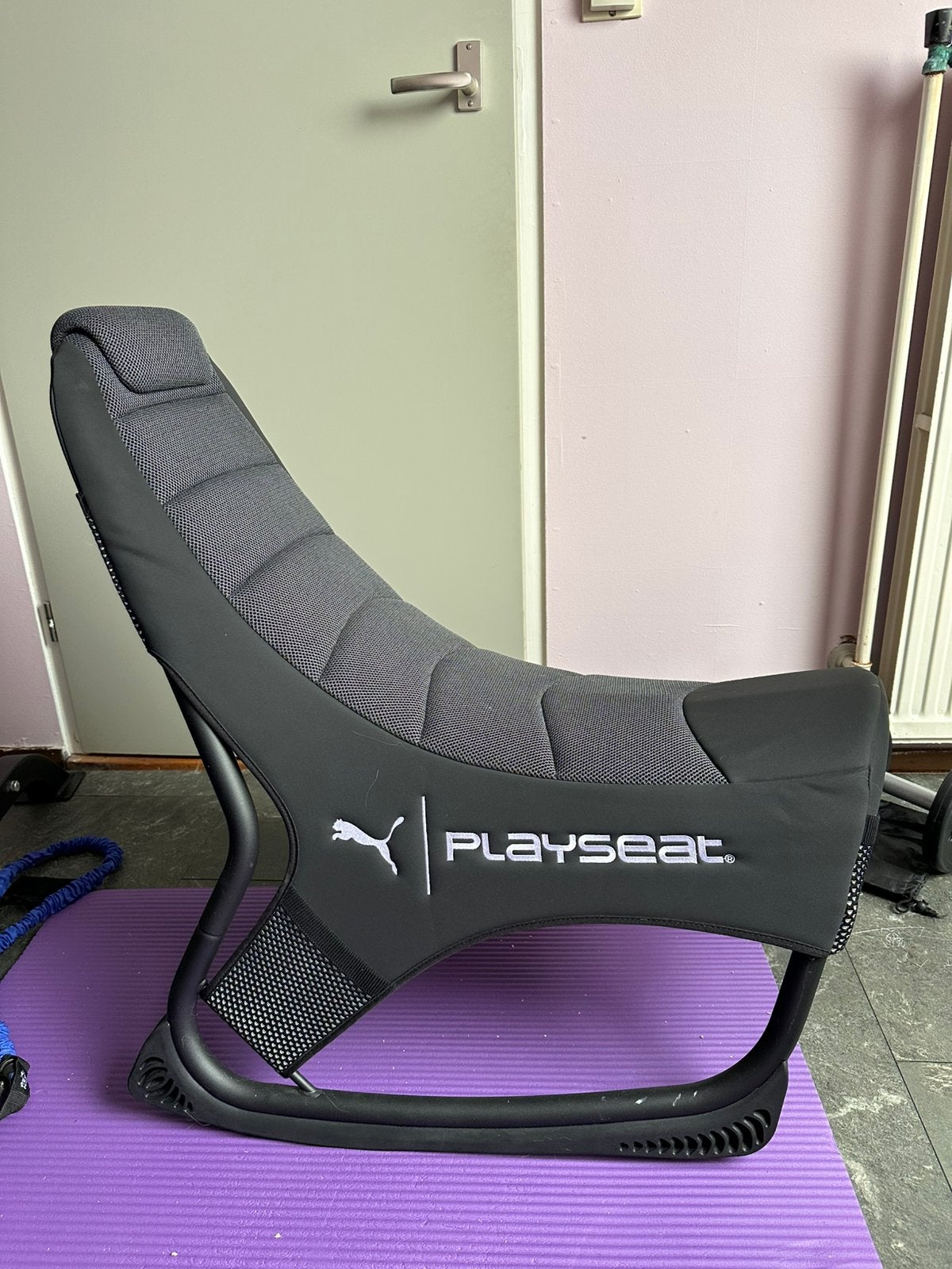 Playseat Puma edition, als nieuw!, Spelcomputers en Games, Spelcomputers | Overige, Zo goed als nieuw, Ophalen