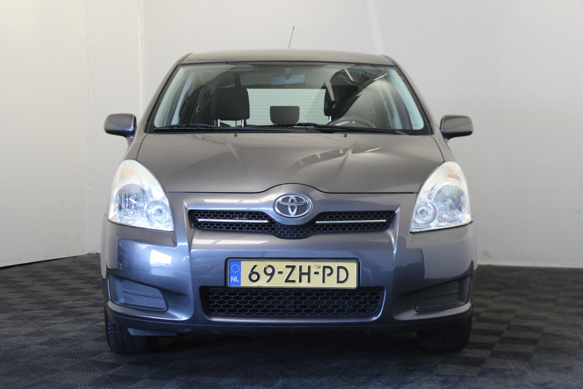 Toyota Verso 1.6 VVT-i Terra (bj 2008), Auto's, Gebruikt, Zwart, 4 cilinders, Origineel Nederlands