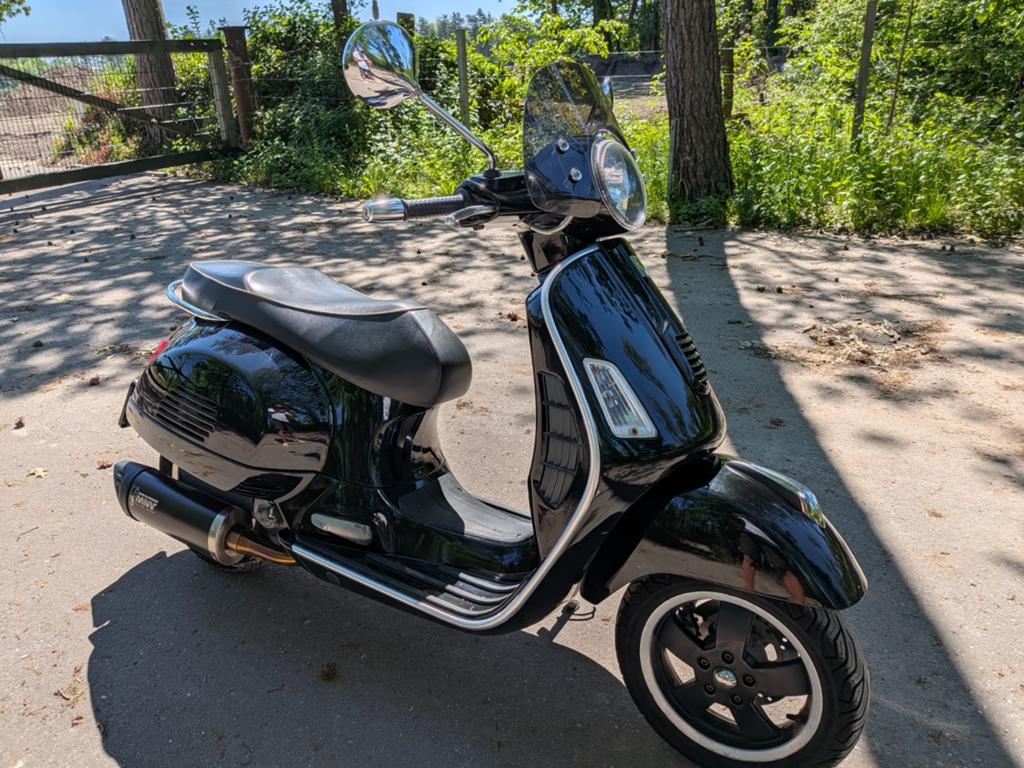 Piaggio Vespa 300 GTS Super MIVV, Motoren, Motoren | Piaggio, Particulier, Scooter, 1 cilinder, Sportuitlaat, Automaat, Occasion