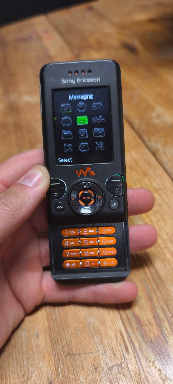 Sony Ericsson W850i Walkman Telefoon - Zwart/Oranje, Gebruikt, Schuifmodel, Zwart, Overige systemen