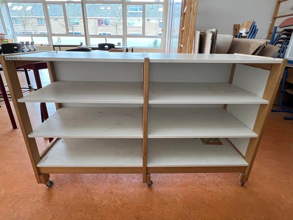 Schoolkast op wielen - 135,5x45,5x83 cm, Ophalen, Gebruikt