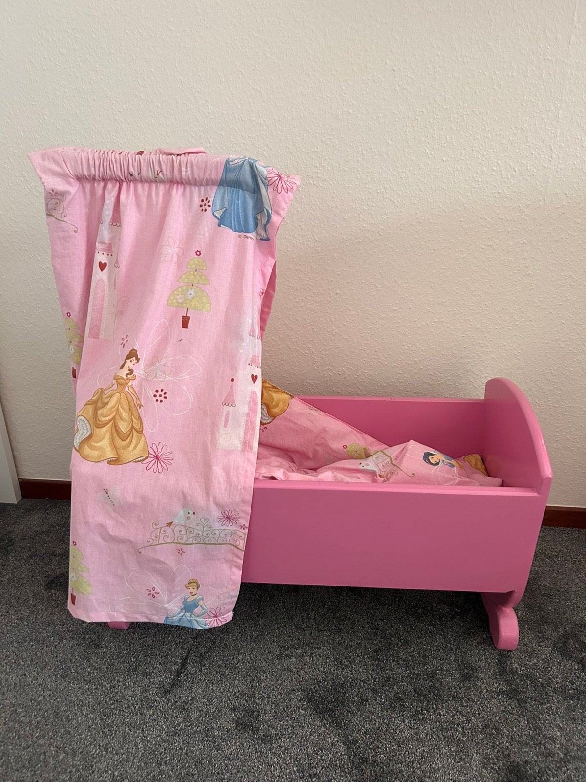Mooie houten poppenwieg, Ophalen, Gebruikt, Overige typen