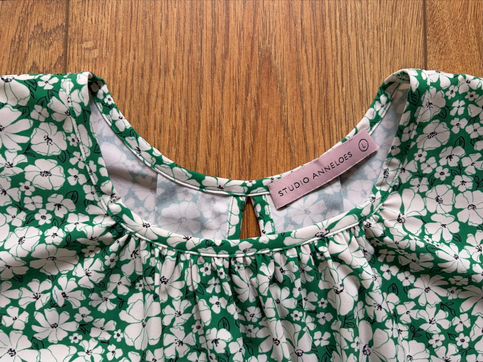 Studio Anneloes mouwloze top, groen/wit bloemenprint, Studio Anneloes, Maat 42/44 (L), Ophalen of Verzenden, Zonder mouw
