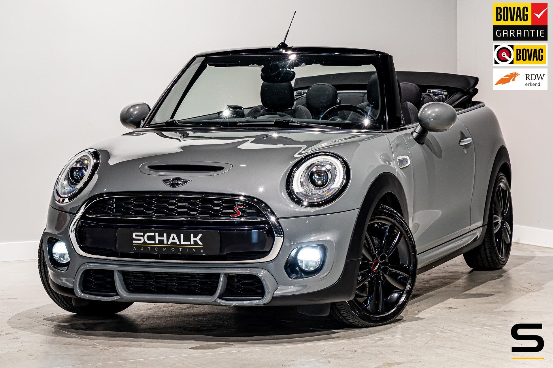 Mini Cabrio 2.0 Cooper S Chili Serious Business|JCW|Stoelver, Auto's, Gebruikt, Cabriolet, 4 stoelen, Leder en Stof