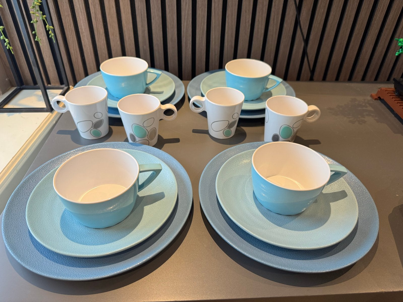 Buitenservies Mepal en Flamefield 4 persoons - Melamine, Ophalen of Verzenden, Zo goed als nieuw