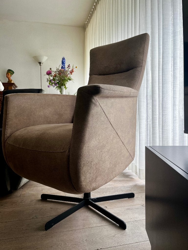 Prominent sta op & relax-stoel, Huis en Inrichting, Fauteuils, Ophalen, Minder dan 75 cm, Leer, Zo goed als nieuw