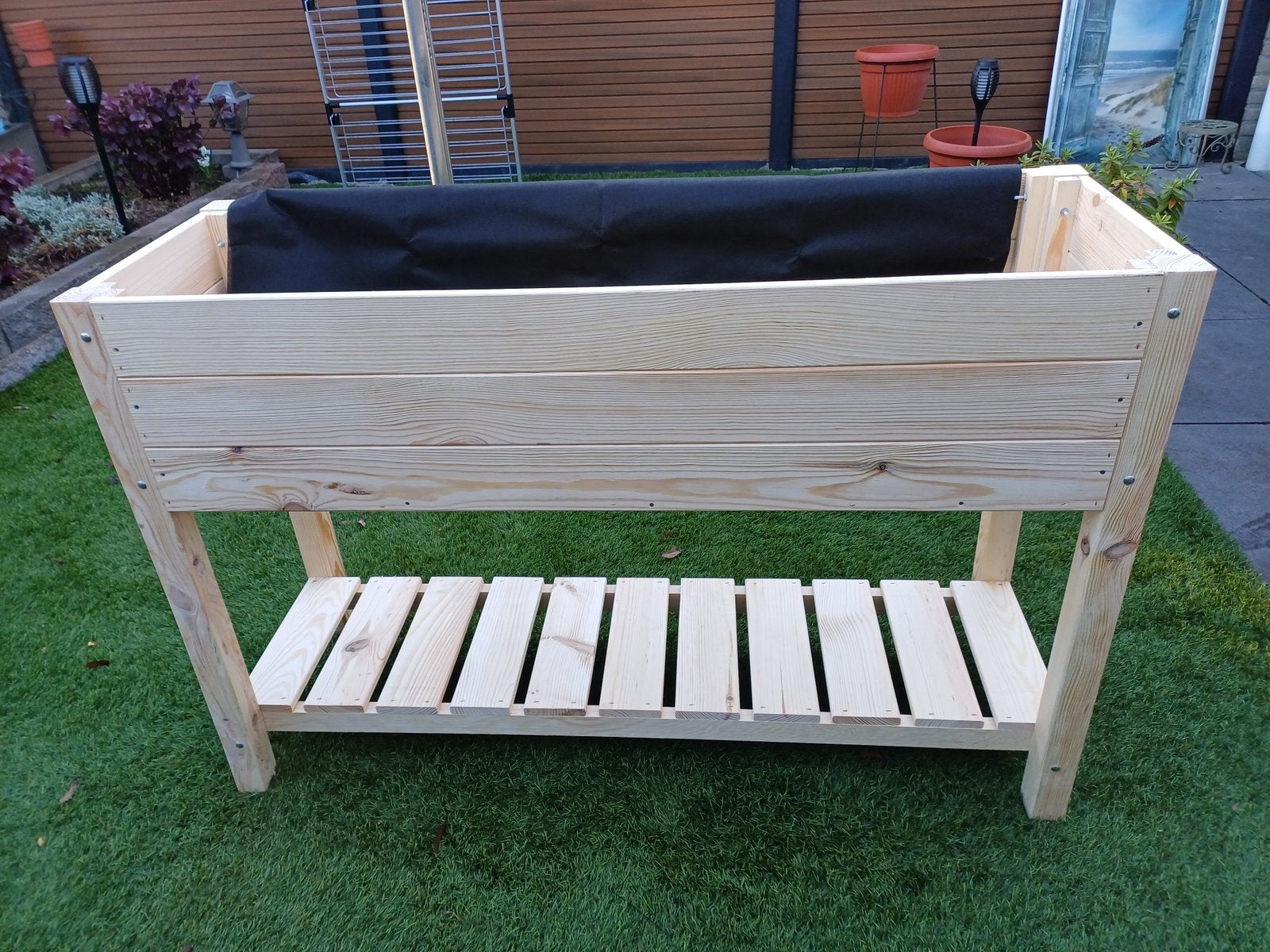 Plantenbak 118x40 hoogte 78cm met worteldoek, 100 cm of meer, Harder Hout, Nieuw, Maria louiselaan 21 Naarden