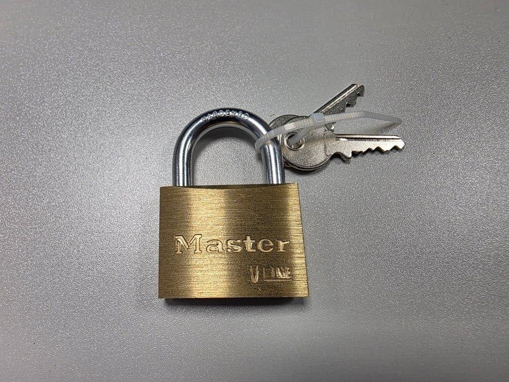 Hangslot Master Vline 50mm, Ophalen of Verzenden, Nieuw, IJzer, Slot