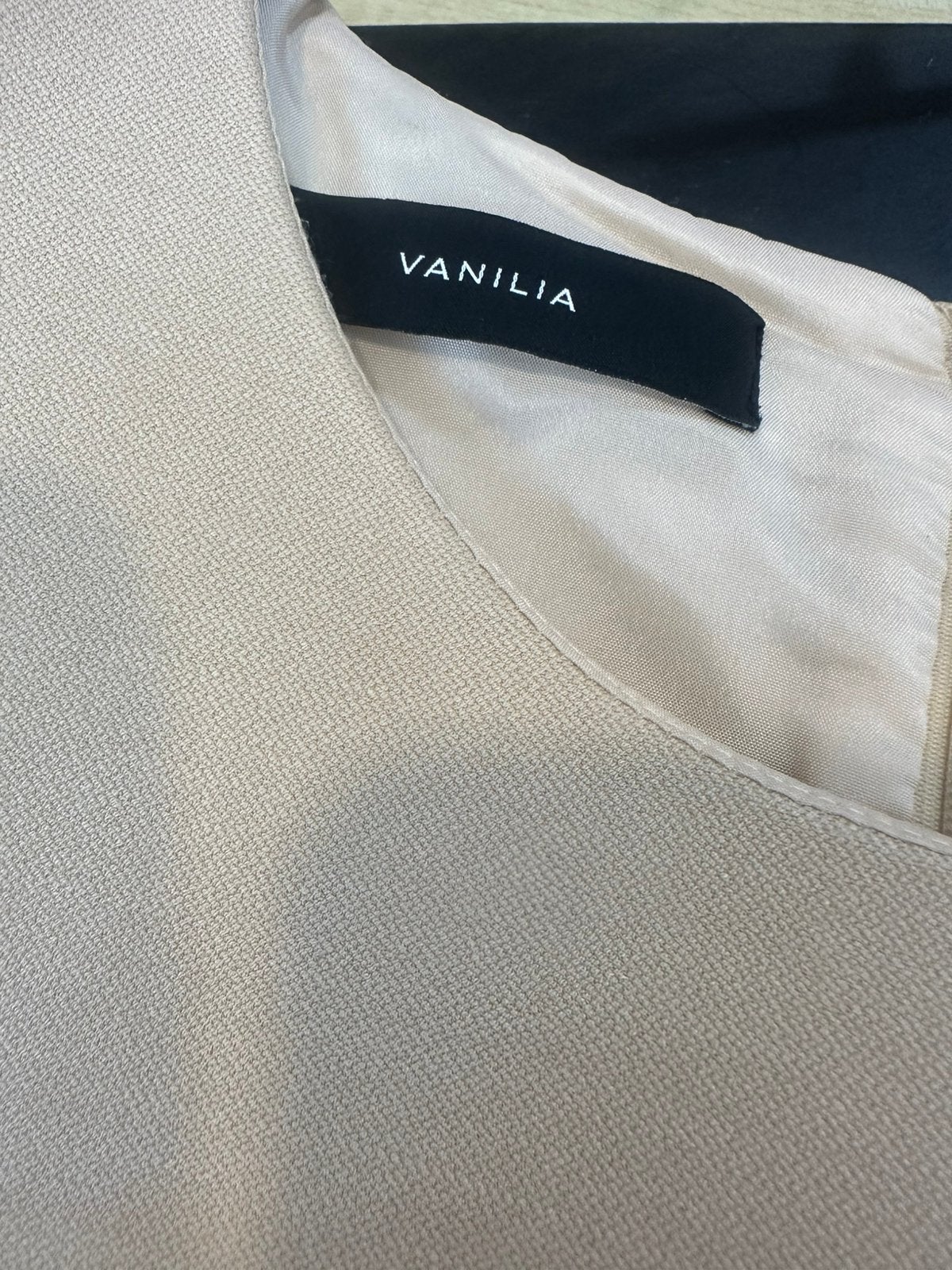 VANILIA JURK 40, Ophalen of Verzenden, Zo goed als nieuw, Maat 38/40 (M), Beige