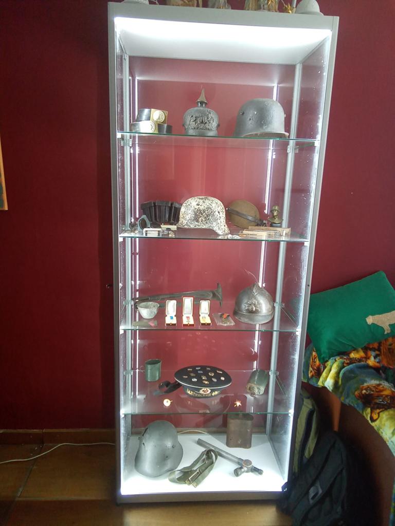 Militaire Collectie: Helmen, Medailles, Uniformen & Meer, Ophalen, Overige soorten, Overige gebieden, Overige typen