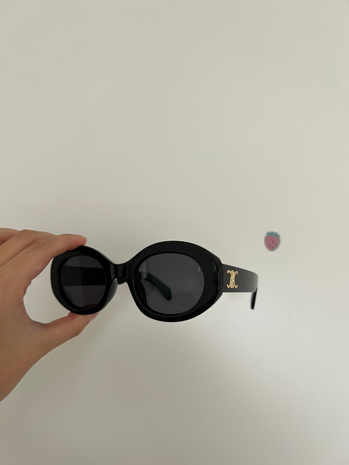 Zonnebril celine, Sieraden, Tassen en Uiterlijk, Zonnebrillen en Brillen | Dames, Ophalen of Verzenden, Zo goed als nieuw, Zwart