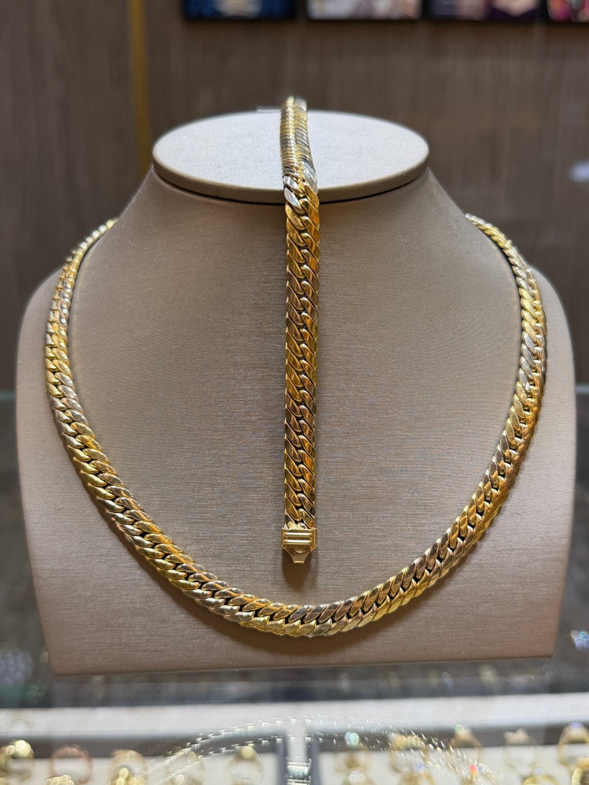 18KT Goud - 28.4 Gram - Ketting - Armband - Vrouwenset