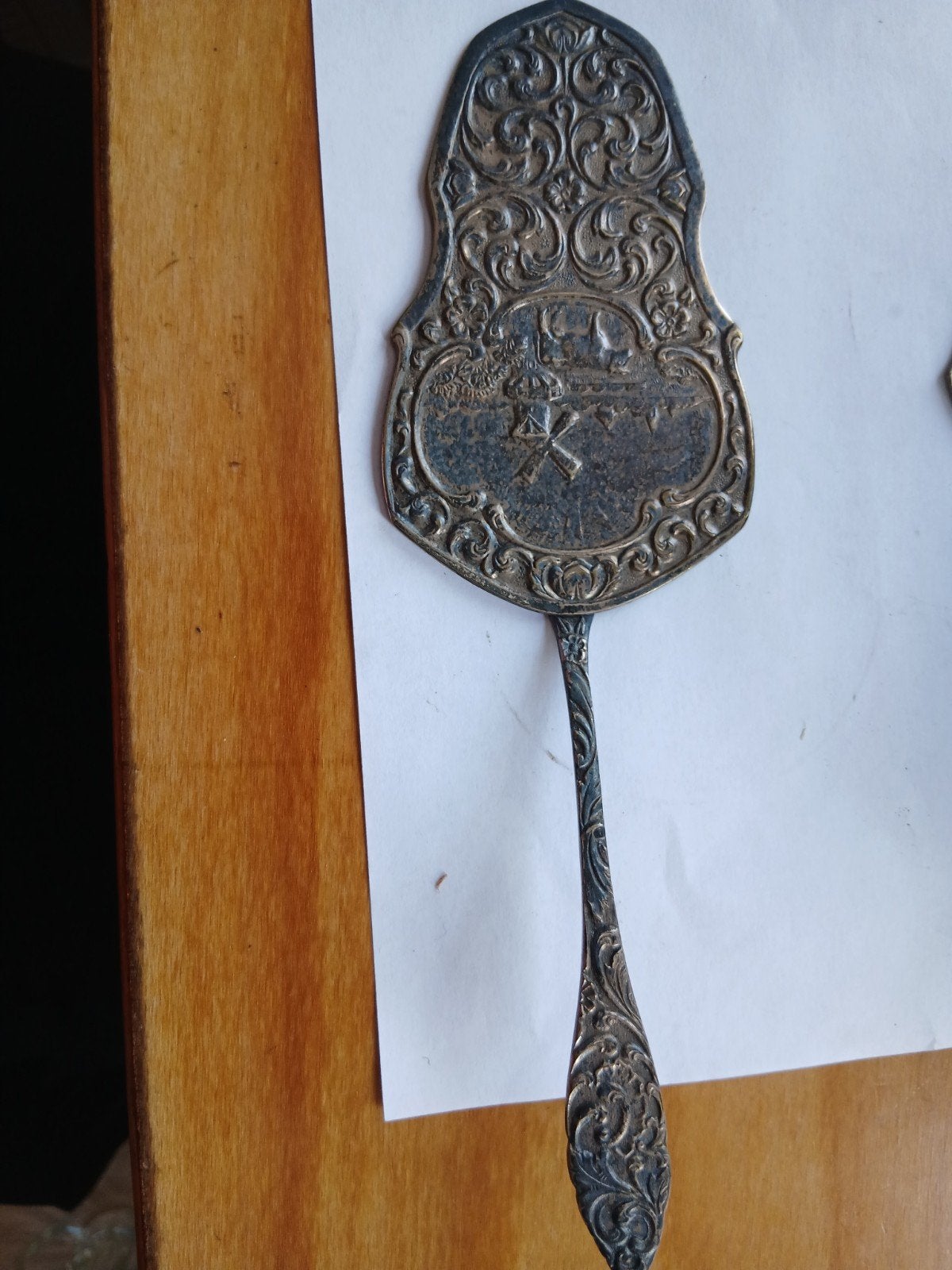 Antieke taartschep met decoratieve gravures, Antiek en Kunst, Antiek | Goud en Zilver, Ophalen of Verzenden