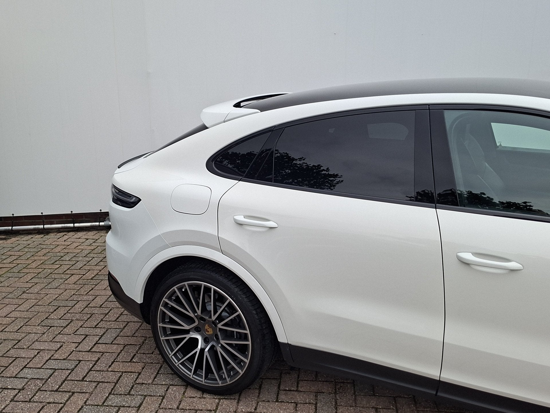 Foto 75 van Porsche Cayenne Coupé 3.0 E-Hybrid Pano Trekhaak(3500) 360
