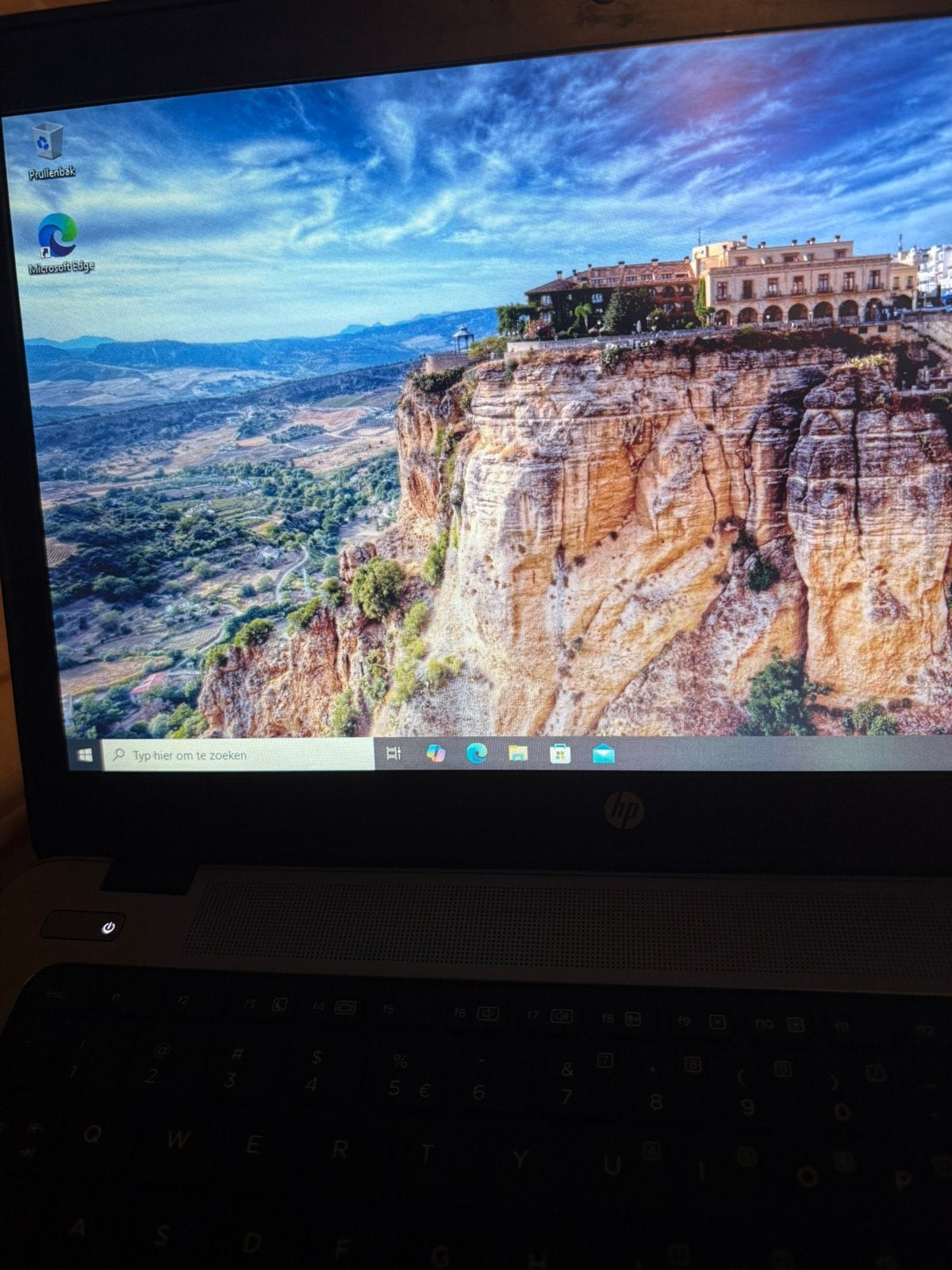 Hp elitebook(laptop), Ophalen, Gebruikt, 2 tot 3 Ghz, Qwerty