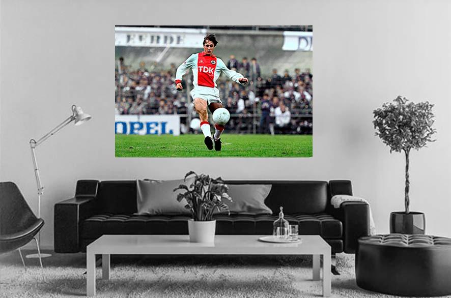Org kleuren acrylfoto 50x75cm Johan Cruijff actie Ajax 1983, Verzenden, Nieuw, Ajax, Poster, Plaatje of Sticker