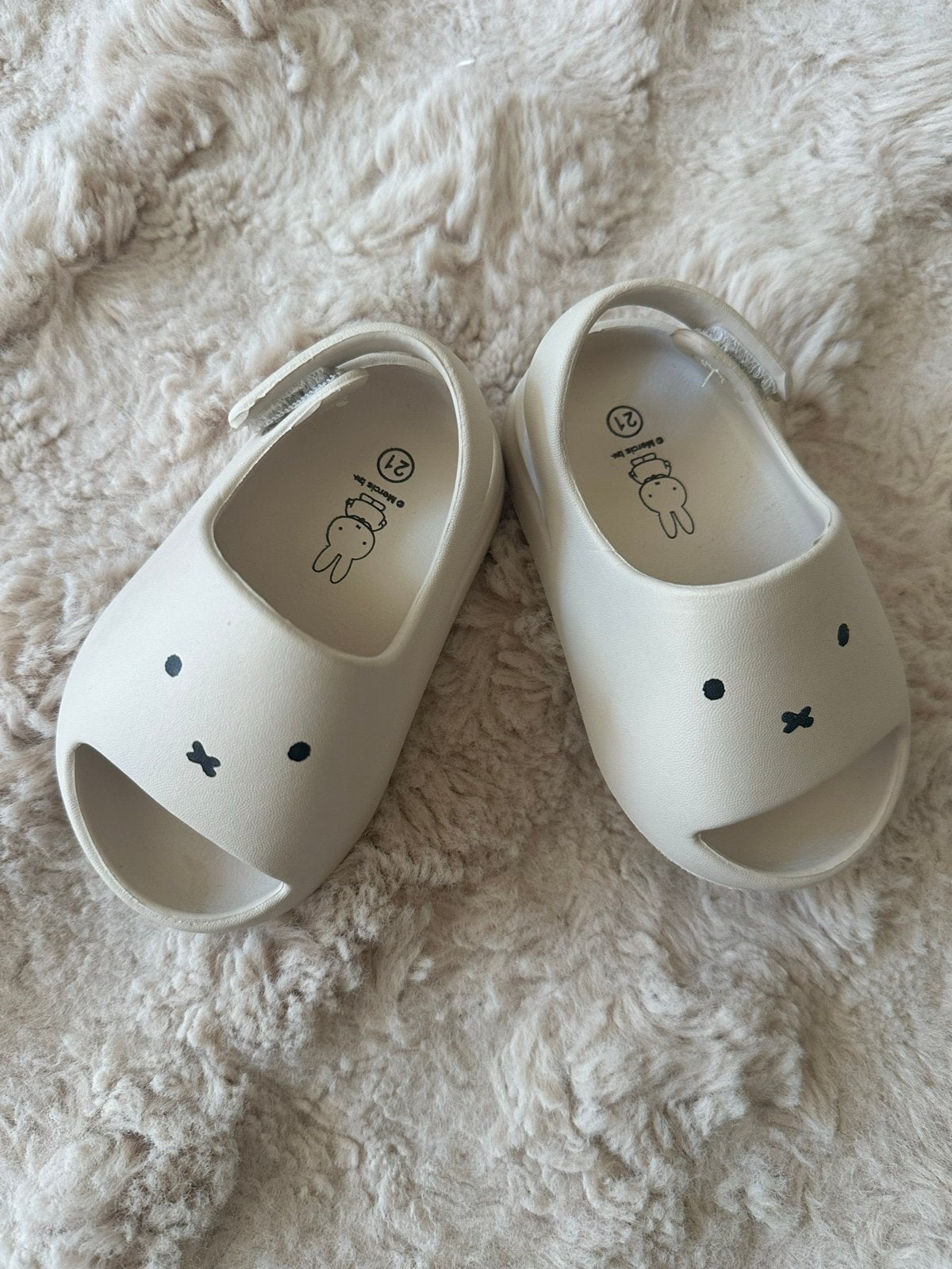 Nijntje sandalen maat 21, Ophalen of Verzenden, Zo goed als nieuw, Jongen of Meisje, Schoenen