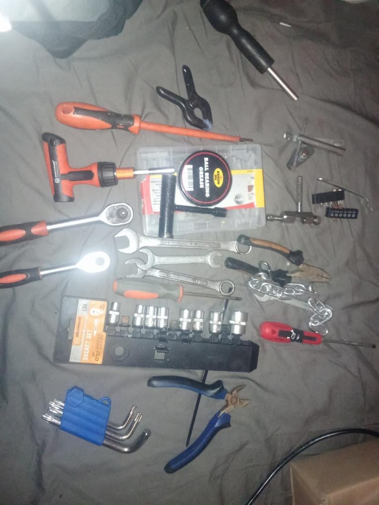 Gereedschap en Werckmann tas, Ophalen