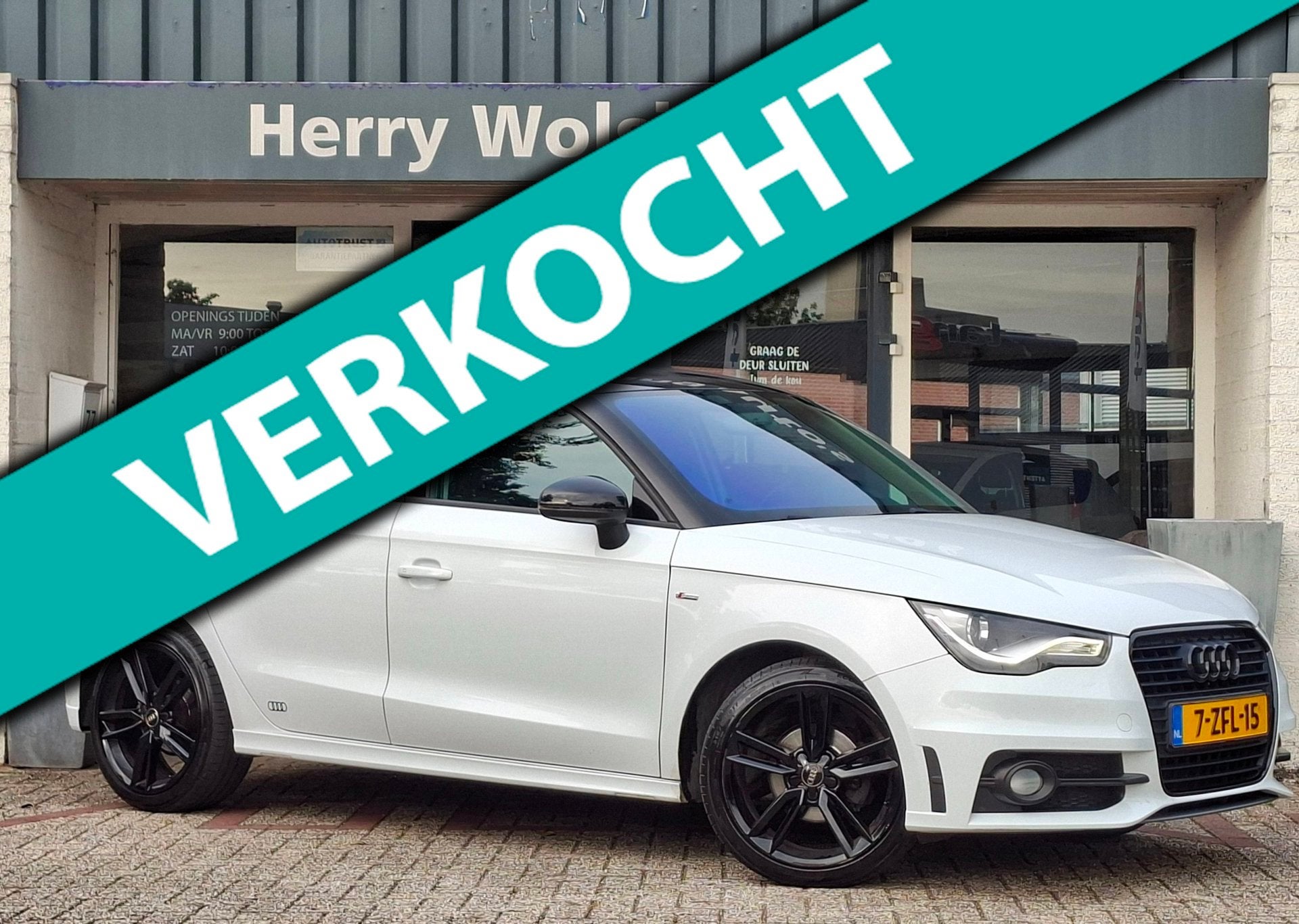 Audi A1 Sportback 1.2 TFSI S-LINE Airco Pdc Navi NAP, Auto's, Voorwielaandrijving, Euro 5, 4 cilinders, 4 stoelen