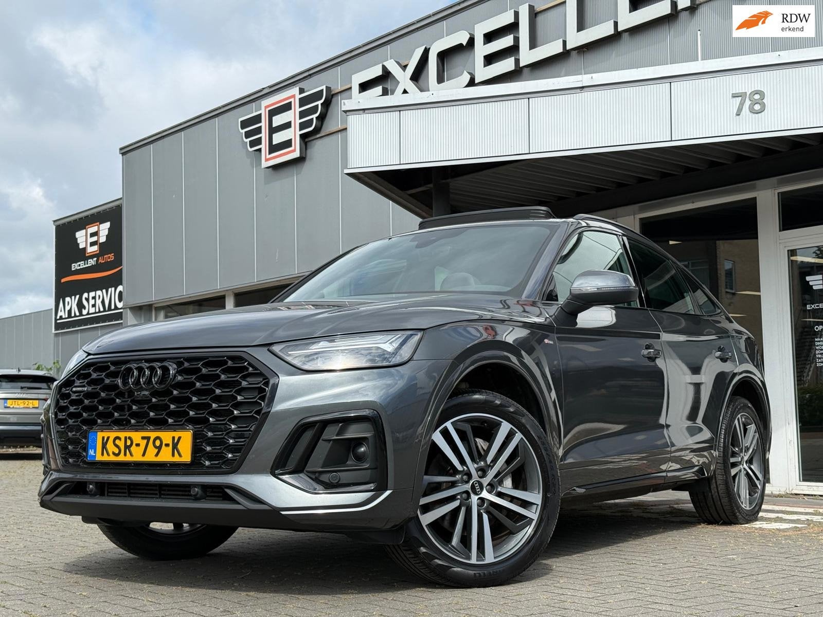 Audi Q5 Sportback 50 TFSI e S edition|Pano|Black Optik, Dealer onderhouden, Gebruikt, Zwart, 4 cilinders