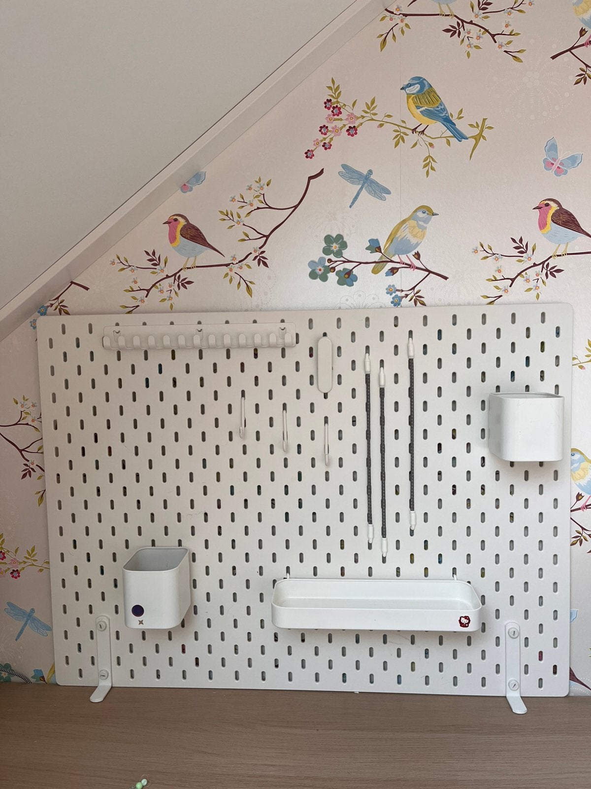 Ikea Skadis bord met accessoires, Huis en Inrichting, Woonaccessoires | Memoborden, Ophalen, Gebruikt, Overige typen